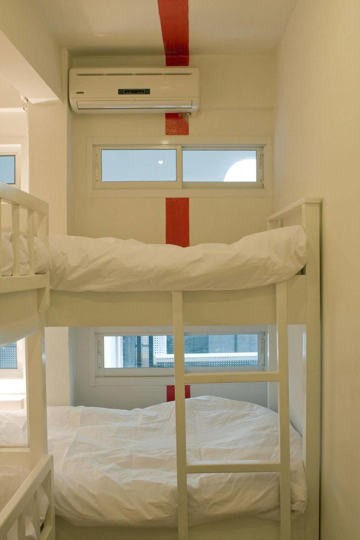 Hq Hostel Silom Bangkok Kültér fotó